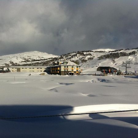 Perisher Manor Hotel Перишър Вали Екстериор снимка