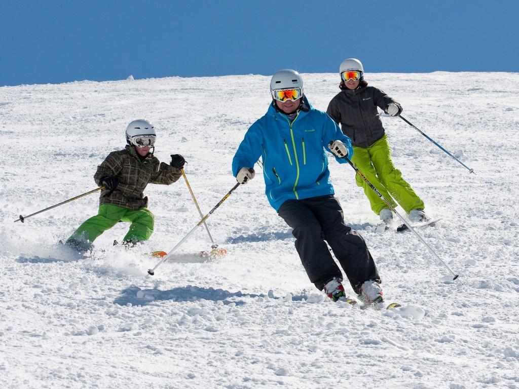 Perisher Manor Hotel Перишър Вали Екстериор снимка